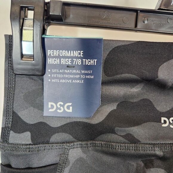 NWT DSG Girls' High Rise Printed 7/8 Tights in Camo Pure Black - Size XXS - Picture 7 of 9
